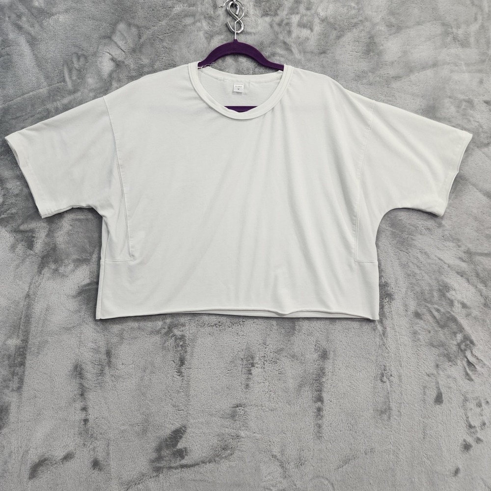 ELGOGY Shirt Womens M White Cropped Boxy Short Sleeve Crew Neck Tee Casual